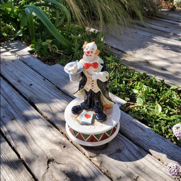 Vintage Schmid Company Ceramic Clown Music Box - Picture 2 of 6